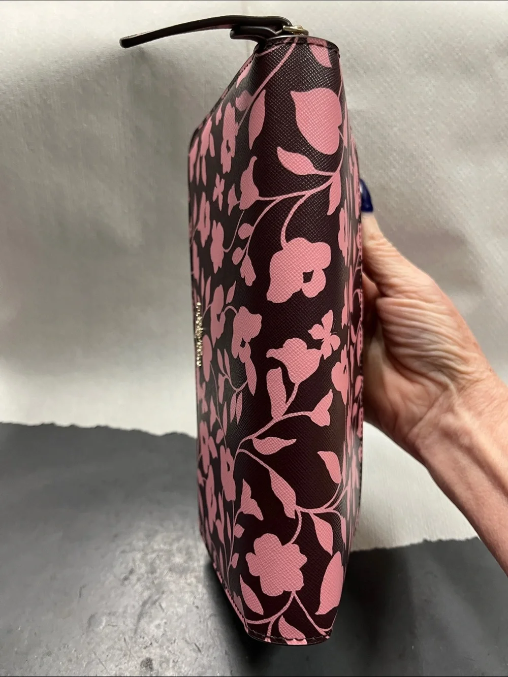 NWOT Kate Spade pink floral on dark maroon zip-around wallet